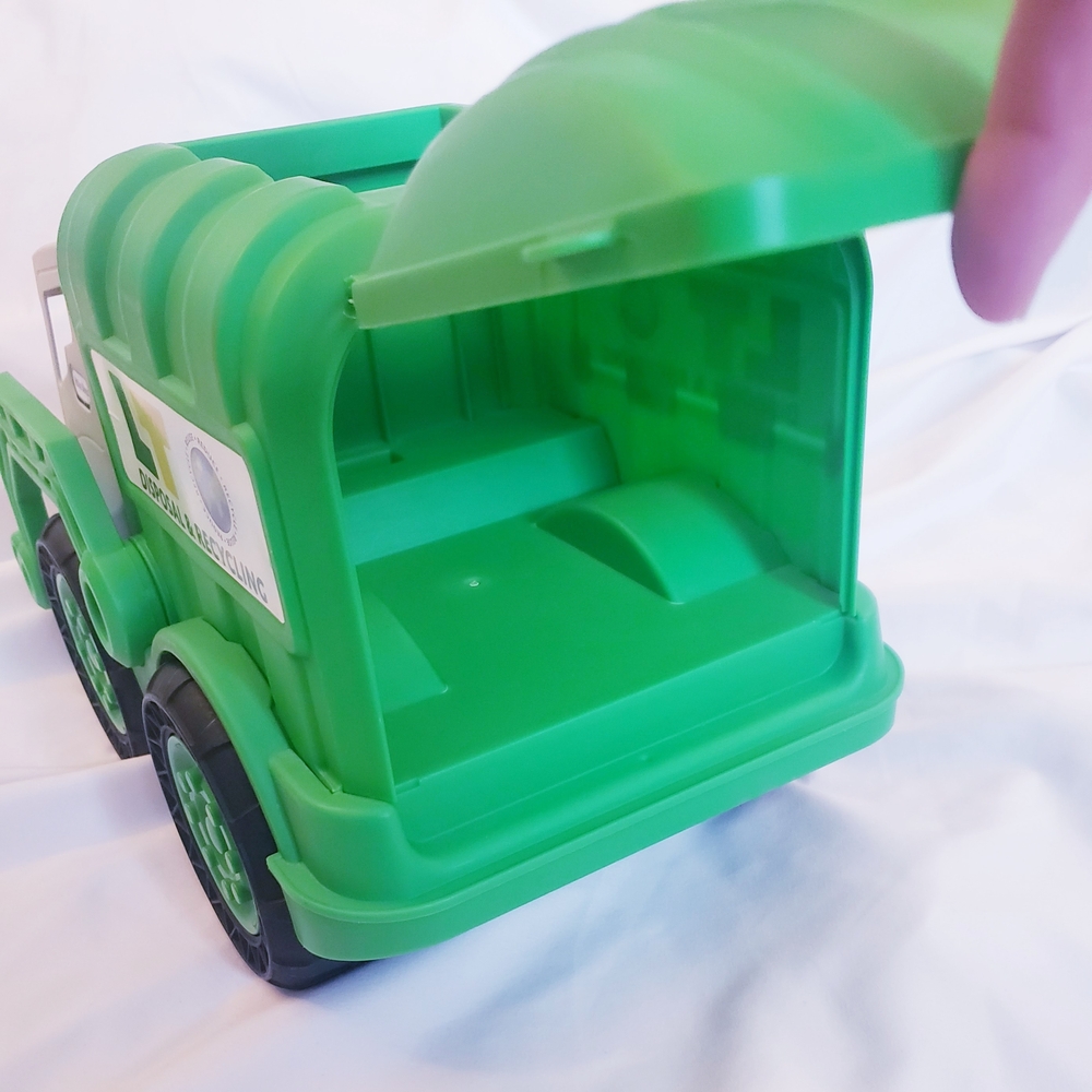Little Tikes Garbage Truck Toy - Picture 5 of 10